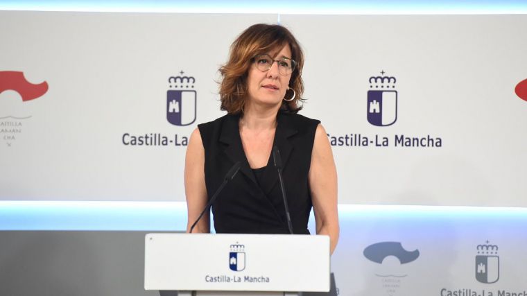 Gobierno y Parlamento de CLM aprueban sus estructuras y comienza la vida política en la región en medio de la parálisis nacional