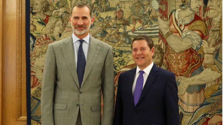 El presidente García-Page traslada al rey Felipe VI los principales retos y proyectos de Castilla-La Mancha para los próximos cuatro años