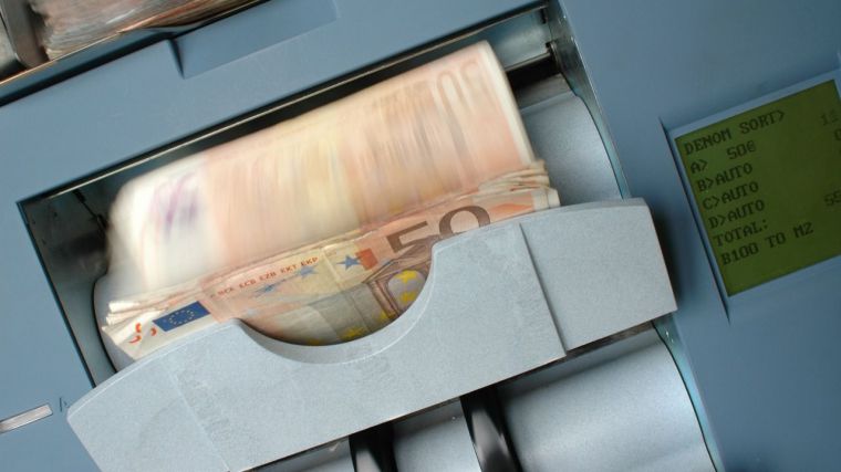 Las empresas de CLM deben prepararse para la guerra bancaria por la comisión del 0,3% a sus depósitos 