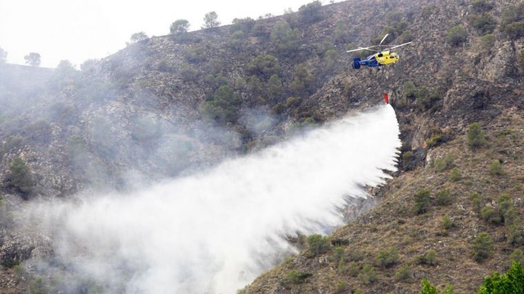 La Unidad Militar de Emergencias (UME) se incorpora a las labores de extinción del incendio de Barchín del Hoyo (Cuenca)