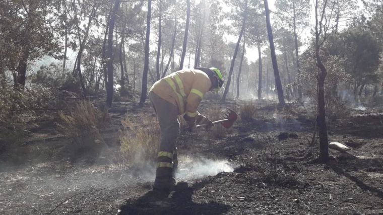 Estabilizado el incendio en Barchín del Hoyo, que puede quedar apagado en las próximas horas