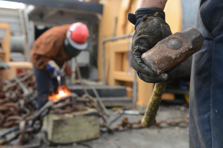 El paro toca mínimos desde 2009, aunque frena su caída en el peor julio desde 2015 