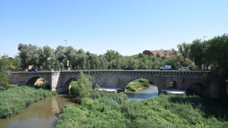 Fomento culmina la rehabilitación del Puente Árabe de Guadalajara