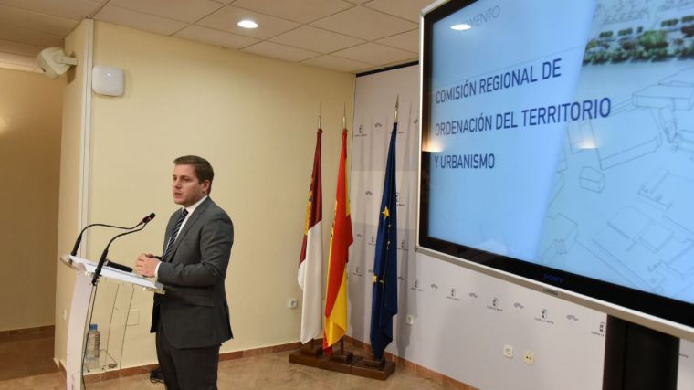 La Comisión Regional de Ordenación del Territorio y Urbanismo aborda 22 expedientes relacionados con diferentes proyectos empresariales de la región