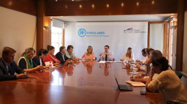 Núñez destaca que el proyecto del PP de Pablo Casado irá a las elecciones con el logo del partido pero con el espíritu de “España Suma”