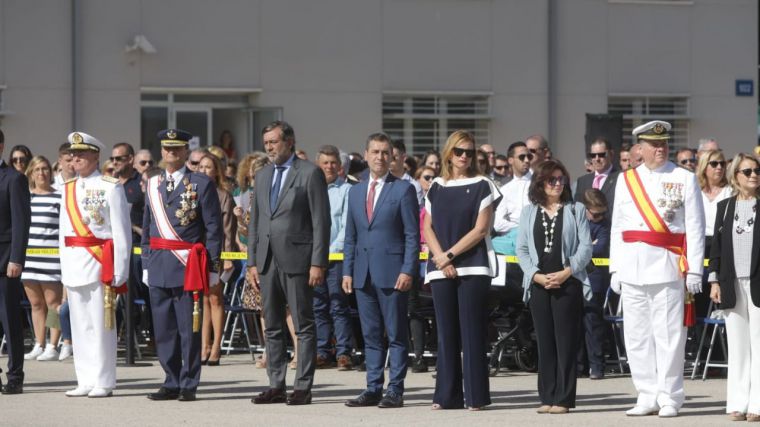 Francisco Tierraseca agradece la labor “valiente, abnegada y humanitaria” de la UME, en el día de su patrona 