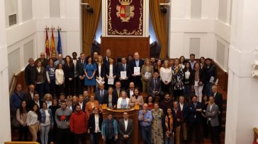 Personas con experiencia en pobreza reclaman más parque de vivienda pública y sensibilización a la población