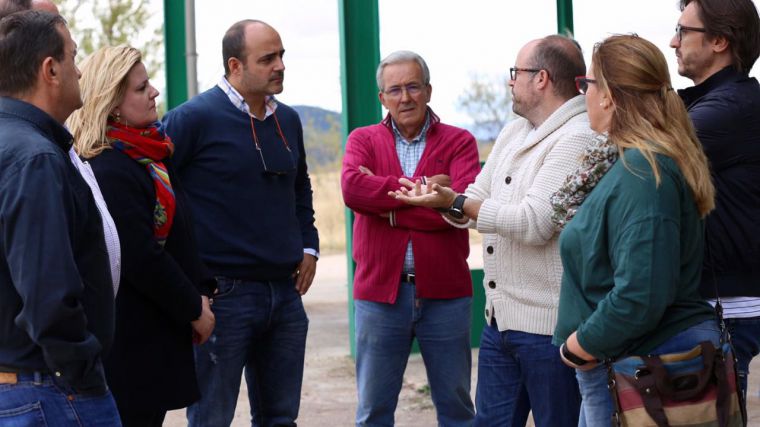 Candidatos al Congreso y al Senado de Cs Ciudad Real visitan la cooperativa “San Isidro Labrador” de Villanueva de la Fuente
