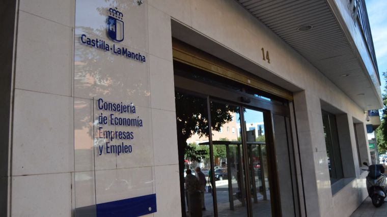 La Junta aprueba más de cuatro millones de euros para la formación en empresas de jóvenes desempleados de Castilla-La Mancha