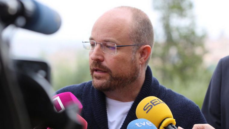 Ruiz: “El PP se equivoca de enemigo con Cs en una España en riesgo de caer en nacionalismos y extremos”