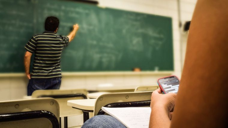 CSIF pide a Educación que cambie de postura sobre el difícil desempeño