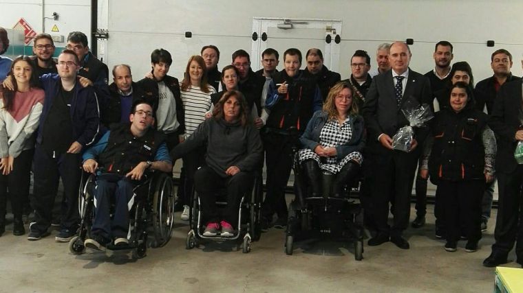 La Fundación Globalcaja Albacete destaca la labor de Amiab en la visita a sus instalaciones