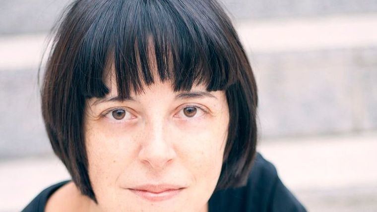 El Aula de Poesía de la Facultad de Letras recibe mañana a la escritora madrileña Pilar Adón