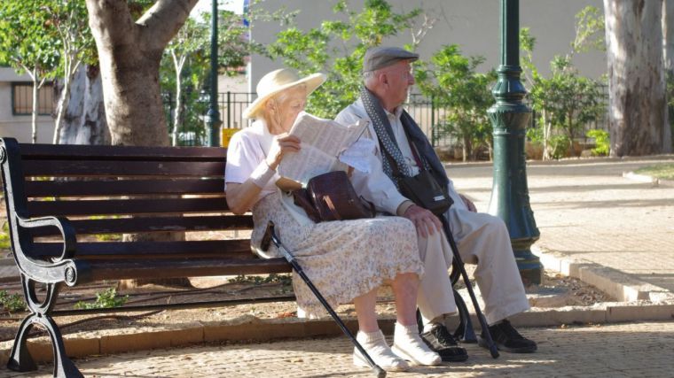 La pensión media en CLM sube un 3,8% en el último año y se sitúa en 918,73 euros 