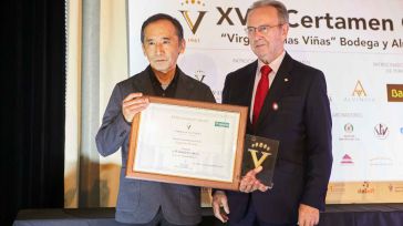 El presidente de Globalcaja acude a la entrega de premios del Certamen Cultural de la Cooperativa "Virgen de las Viñas"