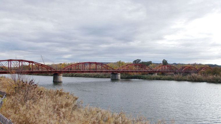 El Gobierno regional firma el contrato de la obra del Puente Reina Sofía de Talavera de la Reina