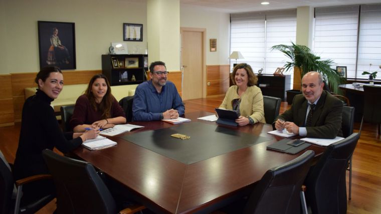 El Gobierno regional y Fundación Secretariado Gitano exploran acciones conjuntas para aumentar la empleabilidad de la población gitana