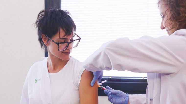 Más de 308.000 personas ya han recibido la vacuna de la gripe en Castilla-La Mancha