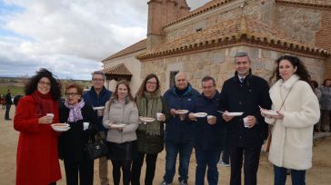 Álvaro Gutiérrez participa en Cuerva en las arraigadas fiestas de San Antón