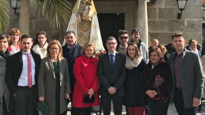 Fernando Muñoz y José Ruiz participan en Menasalbas en las populares fiestas de la “Encamisada”