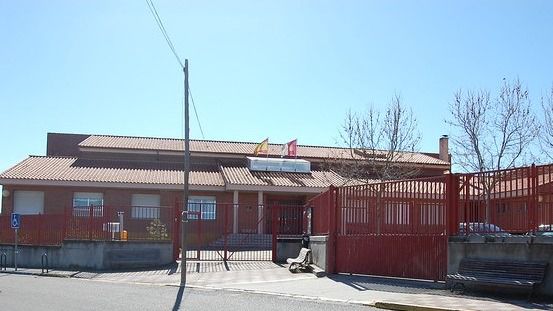 El ascensor del CEIP Villa de Materno de Carranque ya está en pleno funcionamiento