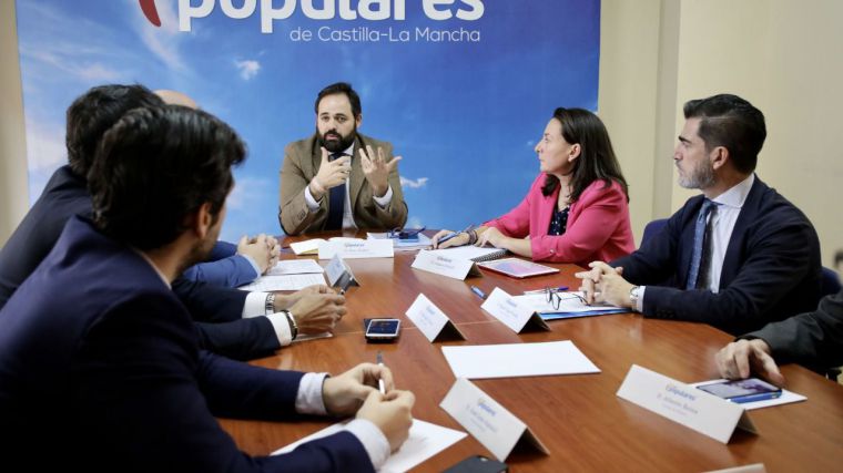 El PP-CLM exige a Page que reclame a Sánchez la devolución del dinero que adeuda el Gobierno central a los ayuntamientos