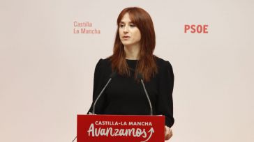 López critica que el PP pida cada día un destino diferente para el IVA y se pregunta si van a acabar pidiéndolo para “sobres y sobresueldos”.