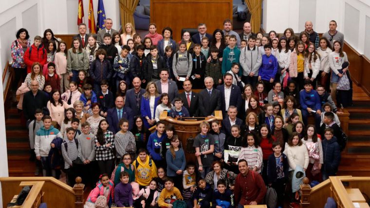 Niñas y niños proponen y votan 15 iniciativas para avanzar conservar el medio ambiente