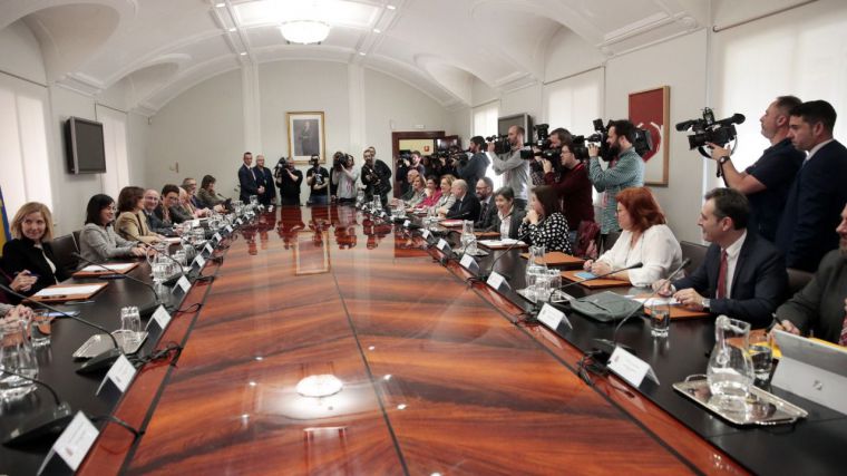 Carmen Calvo insta a delegados y delegadas del Gobierno a mantener una dedicación máxima al servicio de la ciudadanía 