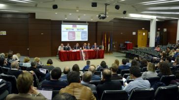 El rector de la UCLM expone ante el Claustro un balance de sus actuaciones