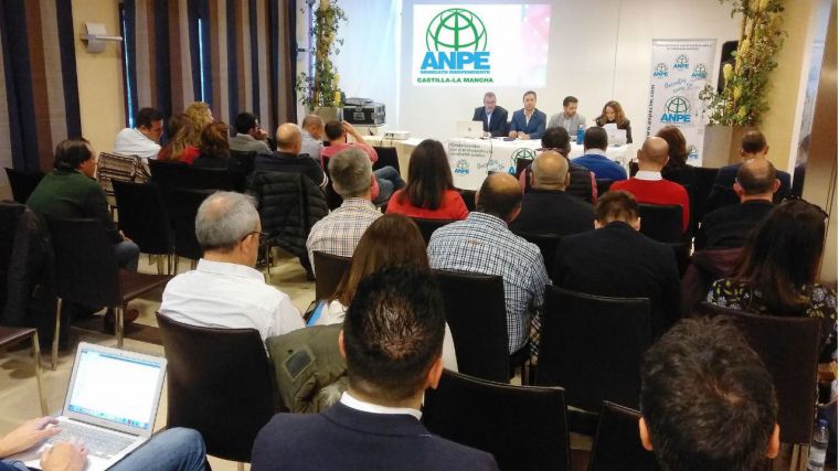 ANPE Castilla-La Mancha renueva, en el consejo sindical autonómico, su compromiso con la enseñanza pública y sus docentes