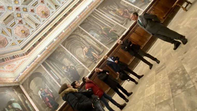 Presentada la iluminación artística de la Catedral de Cuenca gracias al apoyo de Globalcaja