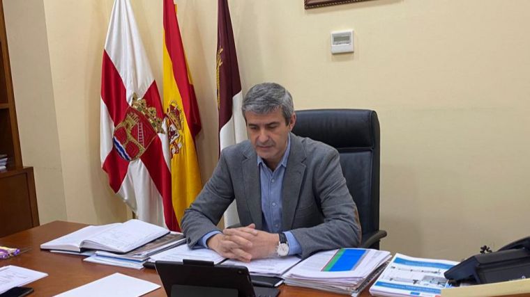 Álvaro Gutiérrez coincide con el gobierno regional en la coordinación de actuaciones para la recuperación social y económica por el COVID-19 