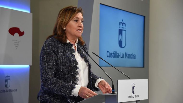 El Gobierno regional repartirá cerca de 4.000 dispositivos tecnológicos para atajar la brecha digital entre el alumnado de Castilla-La Mancha