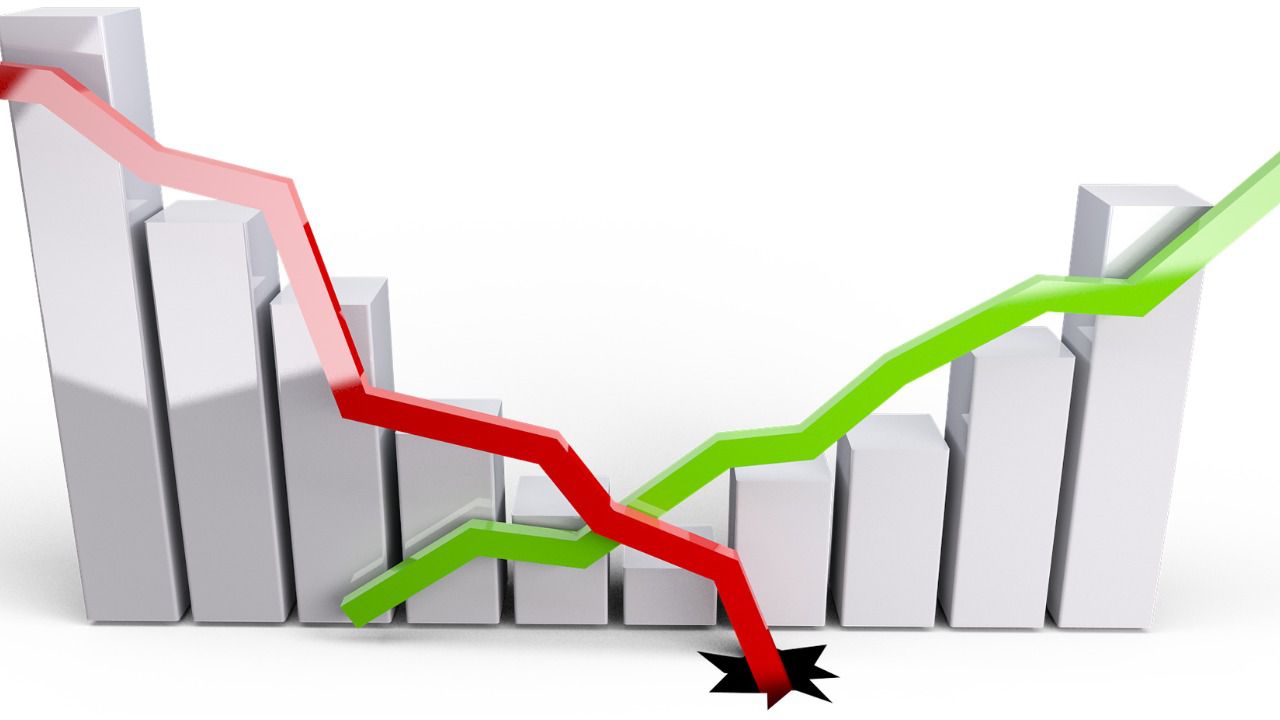 La economía española se hunde un 5,2%, la mayor caída histórica en los 50 años que hay datos