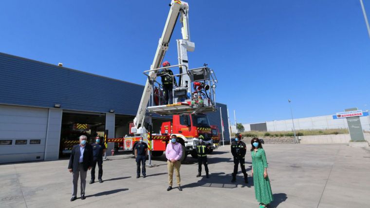 La Diputación de Toledo pone en funcionamiento un nuevo y moderno vehículo con brazo extensible para el Consorcio de Bomberos