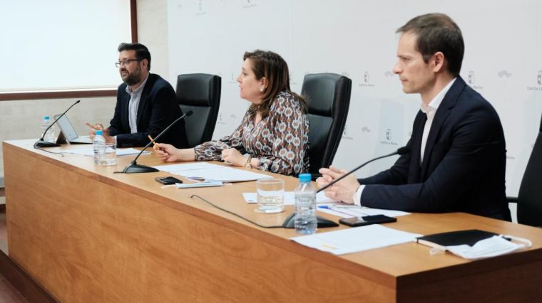 El Gobierno regional repartirá cerca de 36.900 mascarillas a los centros educativos y a las universidades para la celebración de la EVAU