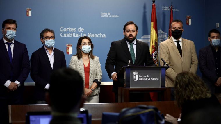 Núñez propone un fondo de liquidez para gastos extraordinarios derivados de la pandemia de 100 millones de euros para los ayuntamientos de Castilla-La Mancha