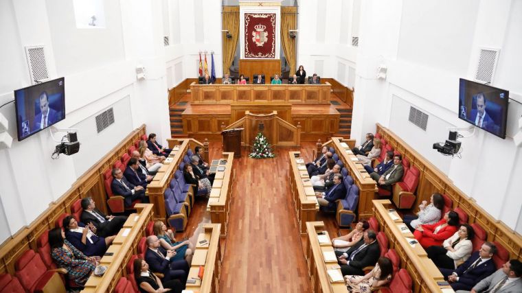 Bellido celebra el primer año de legislatura con unas Cortes regionales “más abiertas, accesibles, solidarias e igualitarias”