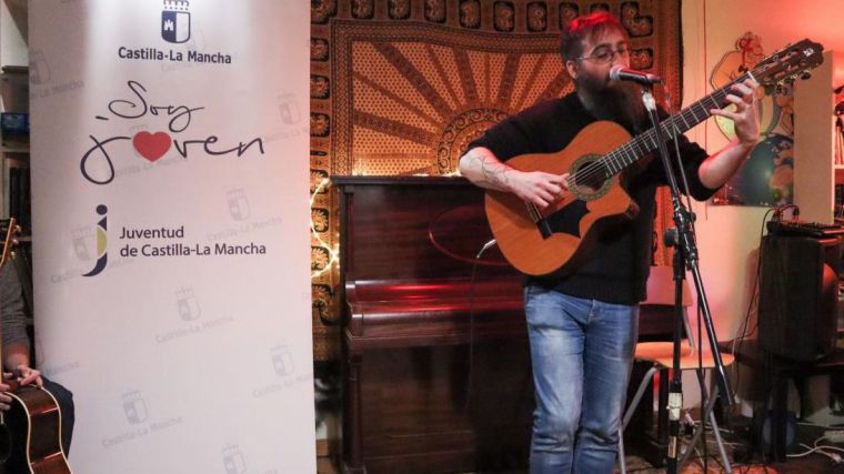 ‘Micros abiertos’, la primera oportunidad para jóvenes músicos de canción de autor en Castilla-La Mancha