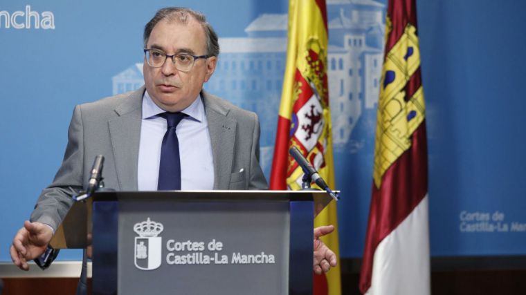 Mora destaca que la ley de proyectos prioritarios impulsará la economía de CLM y pide apoyo al PP