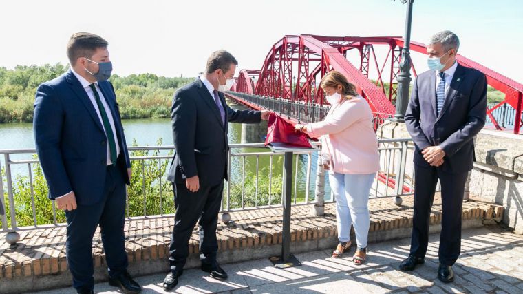 Finzalizadaslas obras de rehabilitación del Puente Reina Sofía de Talavera en el que se ha ivertido 331.400 euros