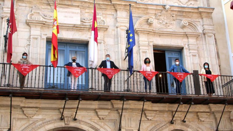 La AECC en Cuenca presenta la campaña “San Mateo en los balcones” 