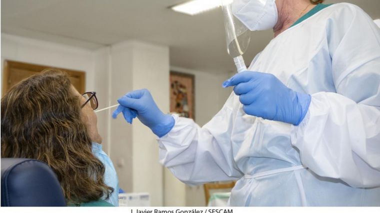 Castilla-La Mancha confirma 978 nuevos contagios por infección de coronavirus