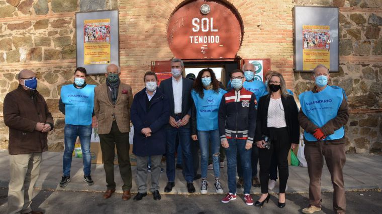 Álvaro Gutiérrez destaca el compromiso solidario de la Escuela Taurina con las familias necesitadas de la provincia de Toledo
