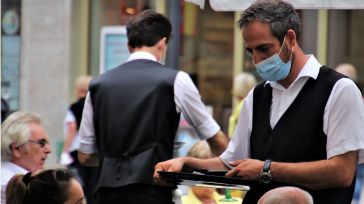 Impacto de la segunda ola en el mercado laboral: Menos salidas de ERTE y aumentos de ceses de actividad y del paro de larga duración