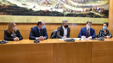 El Ejecutivo regional cede 35 viviendas al Ayuntamiento de Almansa y continua la hoja de ruta marcada por el Consejo de Gobierno celebrado en la ciudad