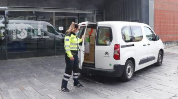 El Gobierno de Castilla-La Mancha ha distribuido esta semana cerca de medio millón de artículos de protección para profesionales sanitarios