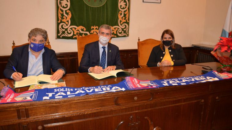 La Diputación firma un nuevo de colaboración con el Fútbol-Sala Talavera