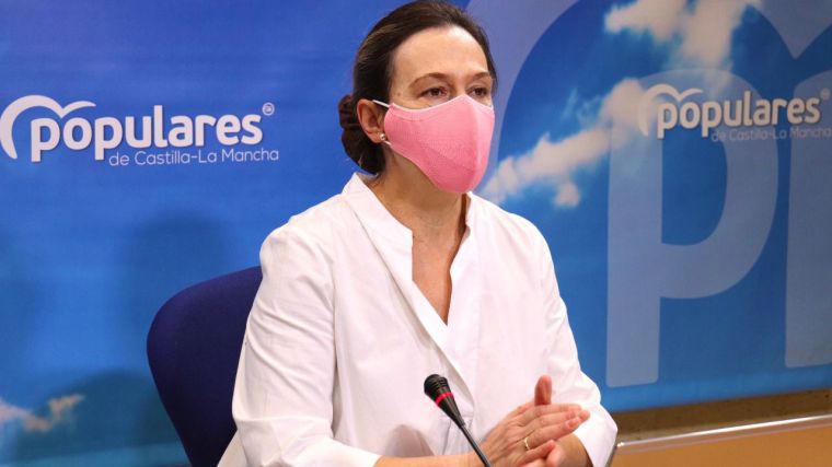 Guarinos exige al Gobierno de Page que regrese de vacaciones y explique a los castellano-manchegos cómo está siendo el proceso de vacunación frente al coronavirus